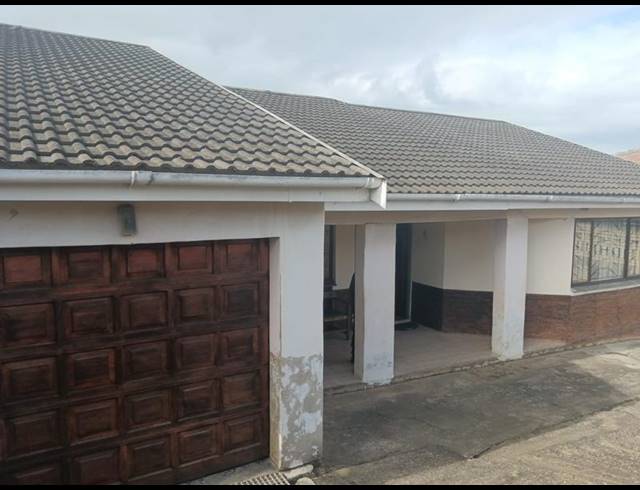 3 BEDROOM HOUSE FOR SALE IN UMLAZI BB